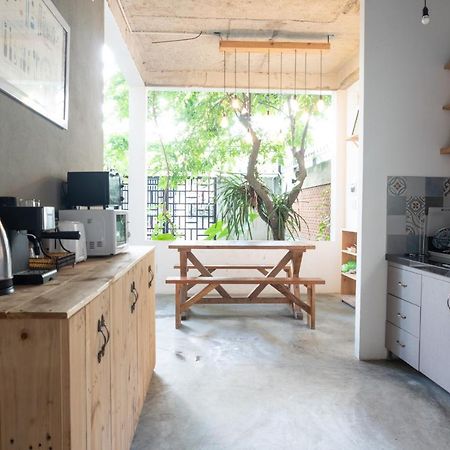 Kiu House - 3Br - Green & Artistic Дананг Екстериор снимка